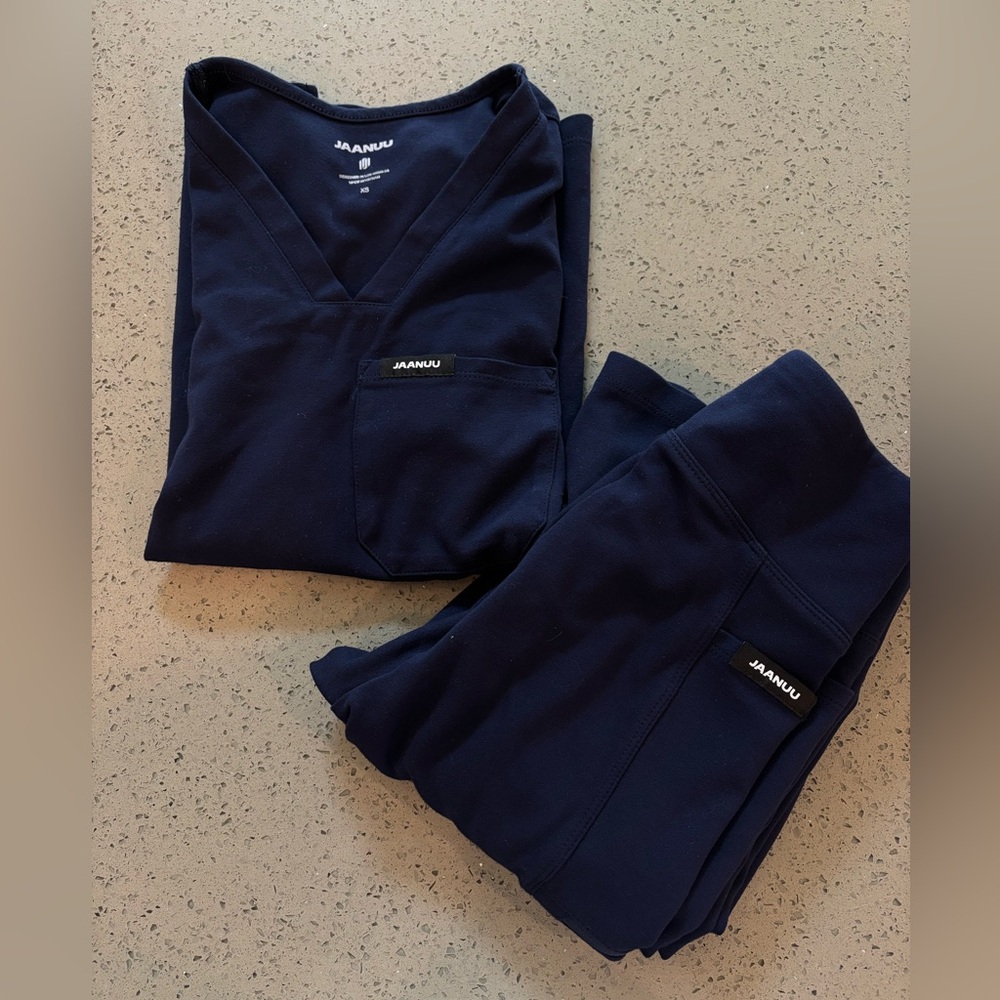 Jaanuu midnight navy scrub set XS / XS tall bootcut yoga scrub pants
